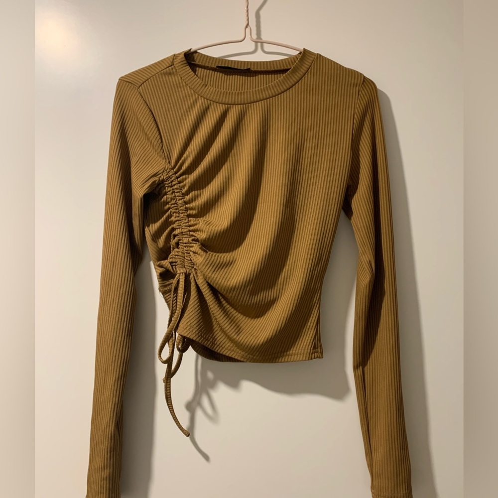 Ruched drawstring long sleeve top